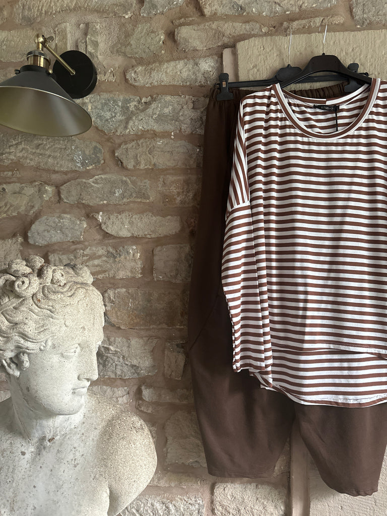 Soft Brown Stripe