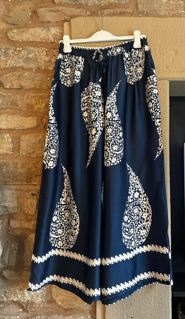 French Navy Pant