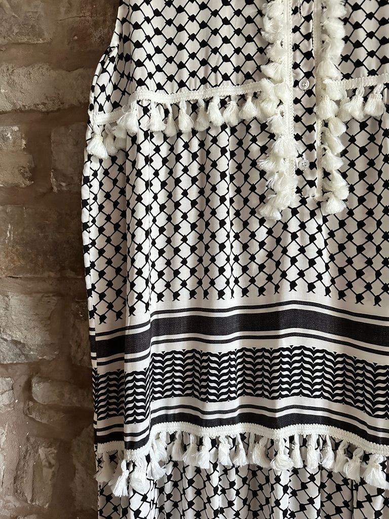 Black Tassel