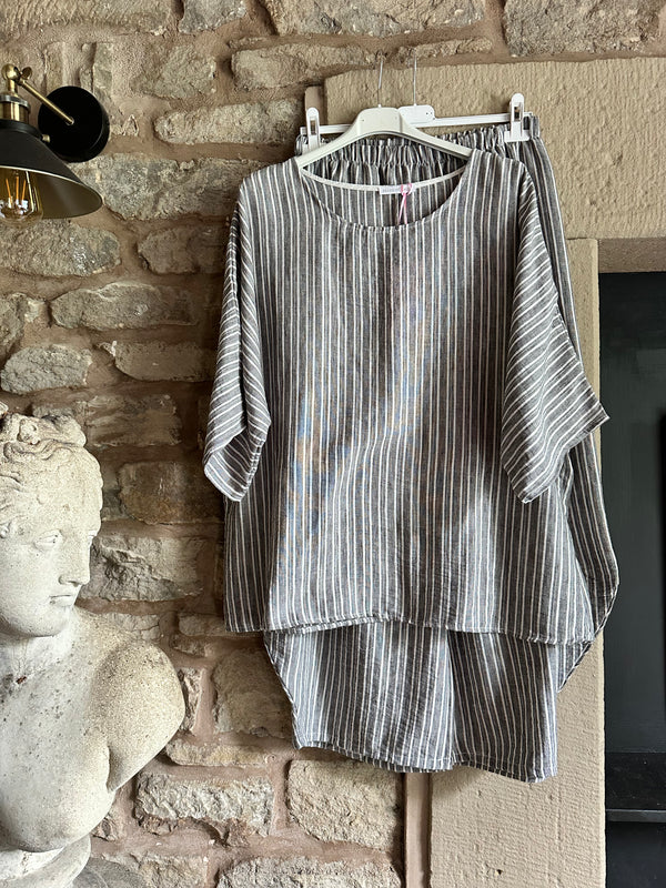 Stripe Suit 3 Colours