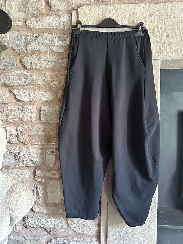 Black  Cacoon Sweatpants