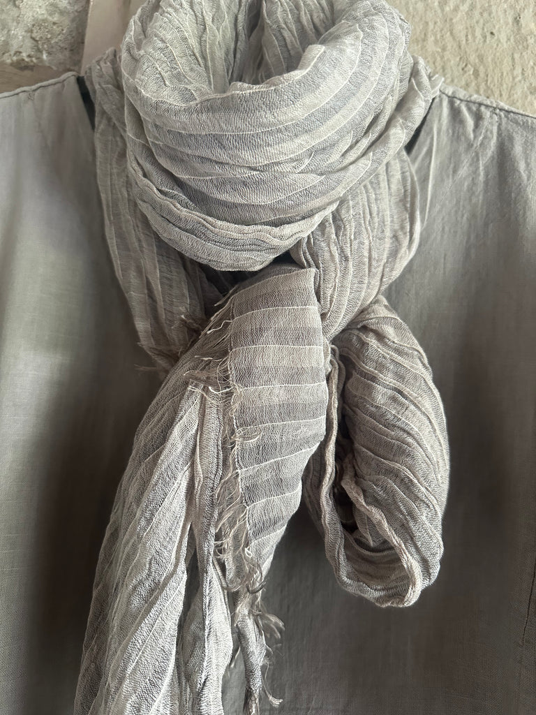 Stone Scarf