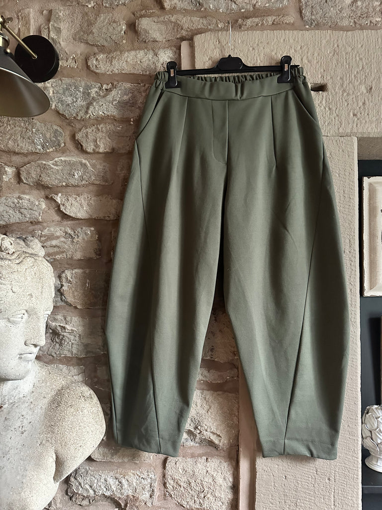 Khaki Scuba
