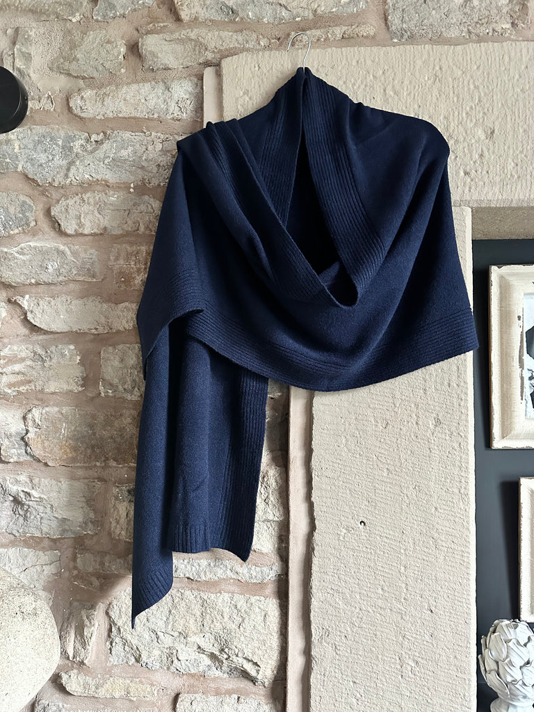 Navy Wrap