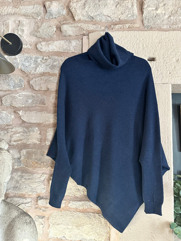 Anna Cowl Navy