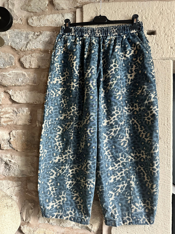 Leopard Jean