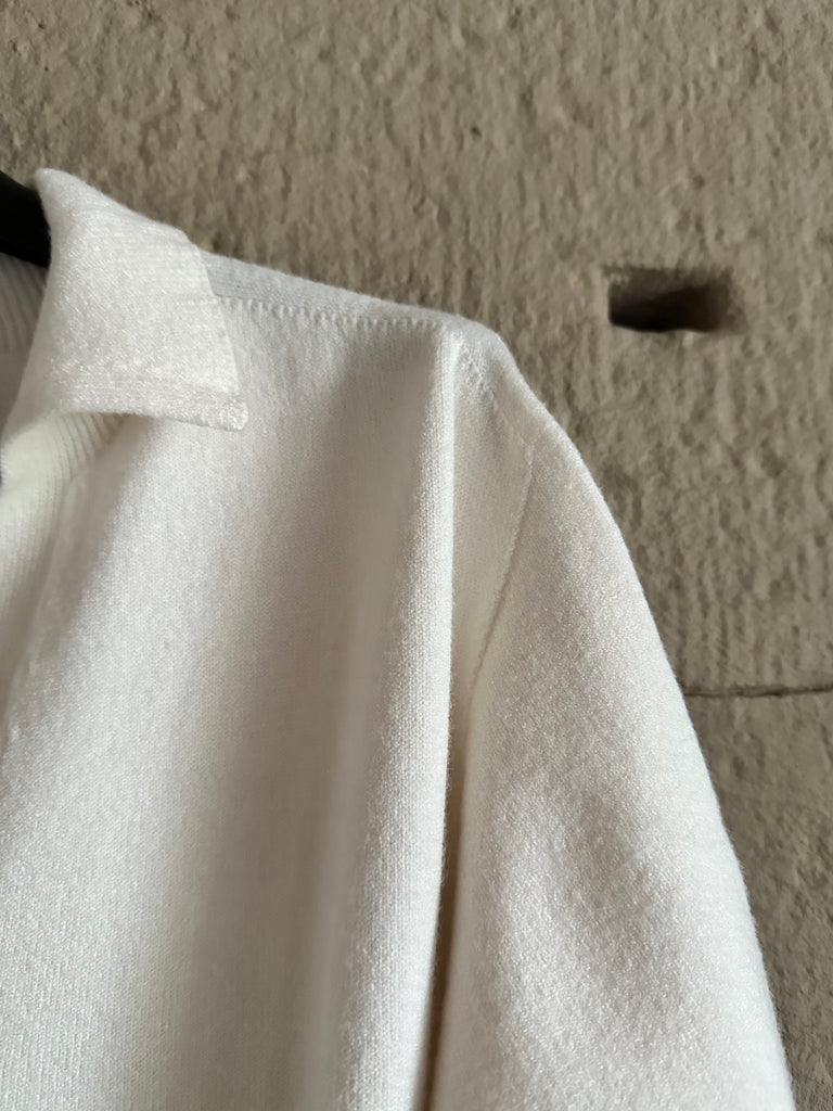 Off White Collar