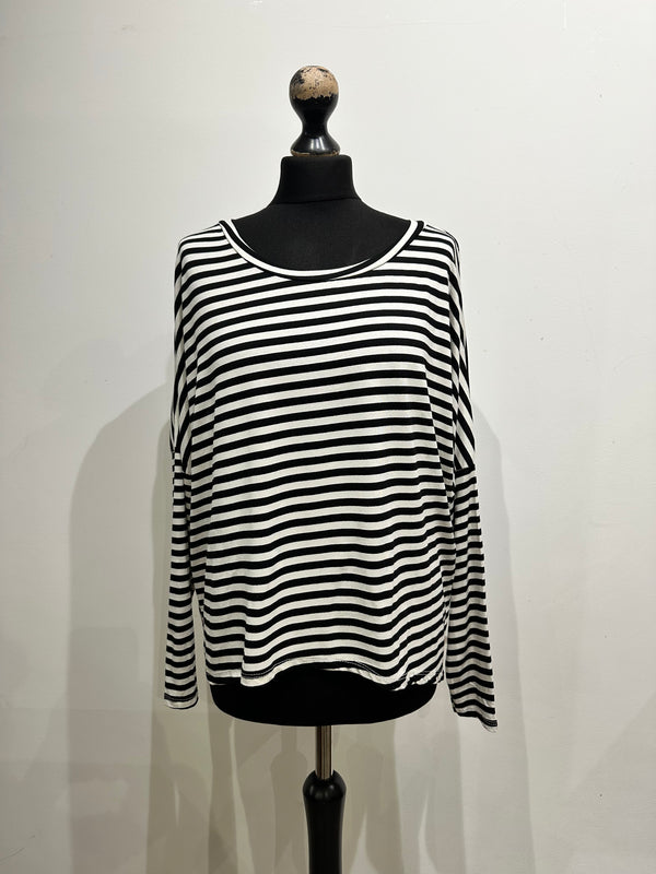 Black and White Stripe
