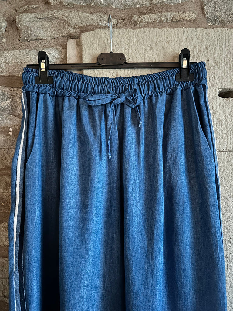 Wide Leg Chambray Pant