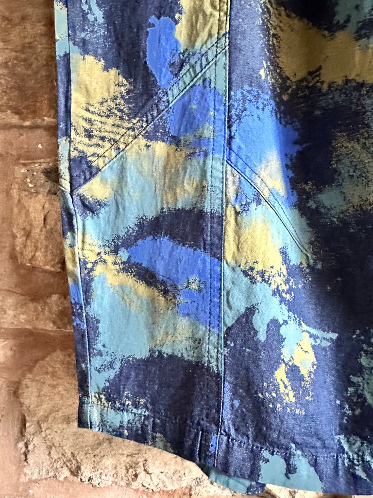 Electric Blue Smudge